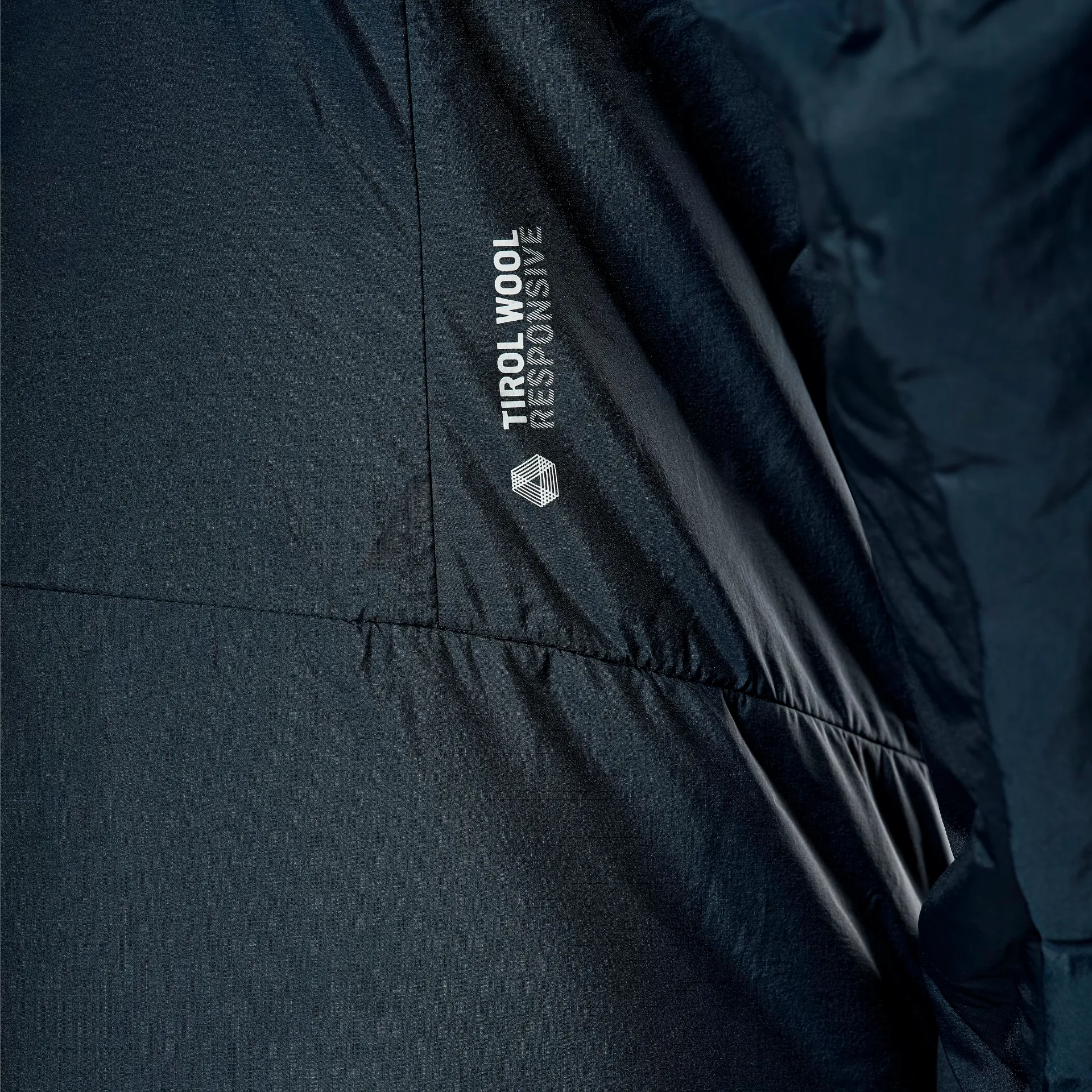 CATINACCIO 2 TIROLWOOL RESPONSIVE HOODED MEN'S JACKET - NAVY BLAZER