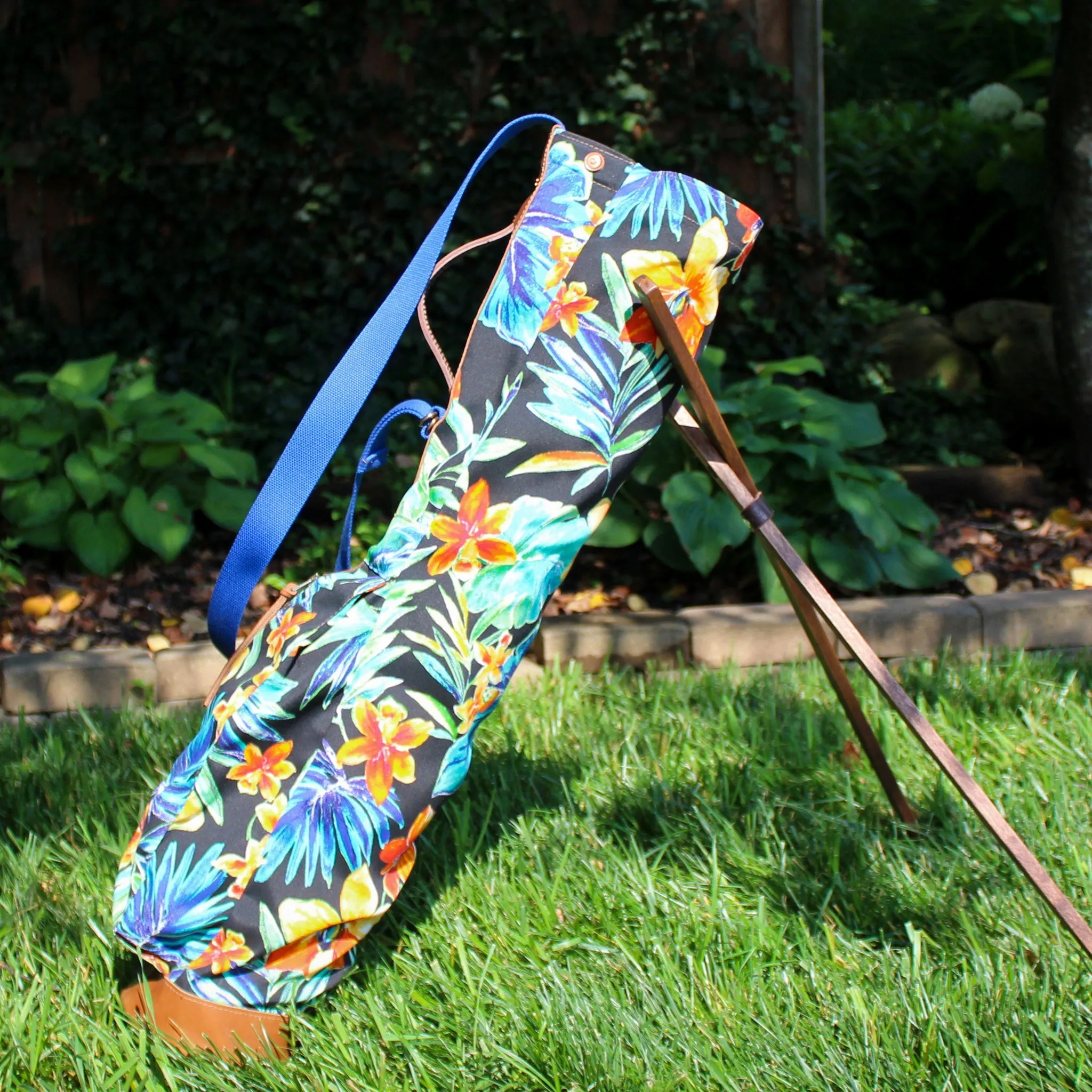 Caviar Tropical Floral Sunday Golf Bag