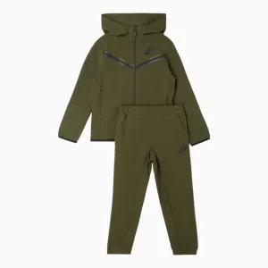 Kid's Sportswear Tech Fleece Outfit