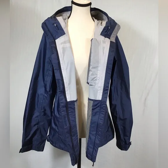 LL Bean Womens Hooded Rain Jacket Size S Trail Model Waterproof Nylon Packable
