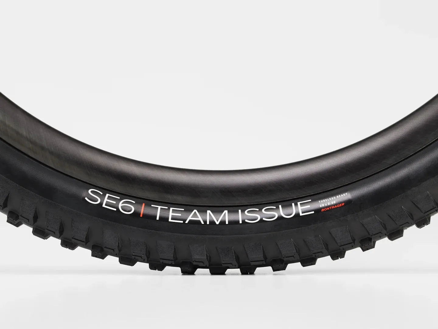 Llanta Bontrager SE6 Team Issue 29x2.50 Tubeless Ready