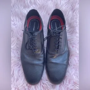 MENS ROCKPORT S Black Leather  Shoes Size 10 Comfort.