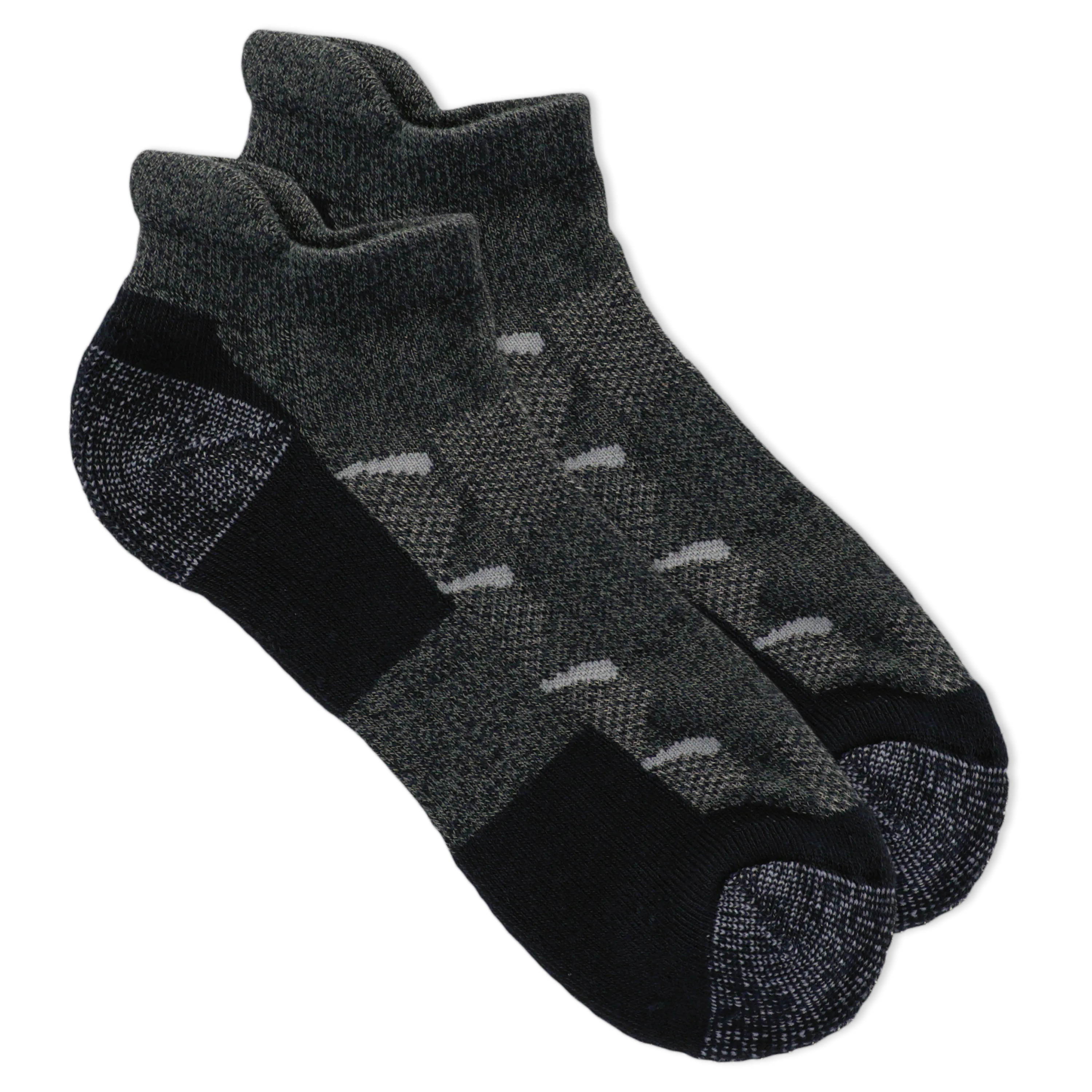 Merrell MOAB Midweight and Breathable Hiking Low Cut Tab Sock with Blister Protection and Sustainable Coolmax Fast Dry Moisture Wicking
