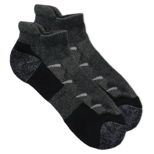 Merrell MOAB Midweight and Breathable Hiking Low Cut Tab Sock with Blister Protection and Sustainable Coolmax Fast Dry Moisture Wicking