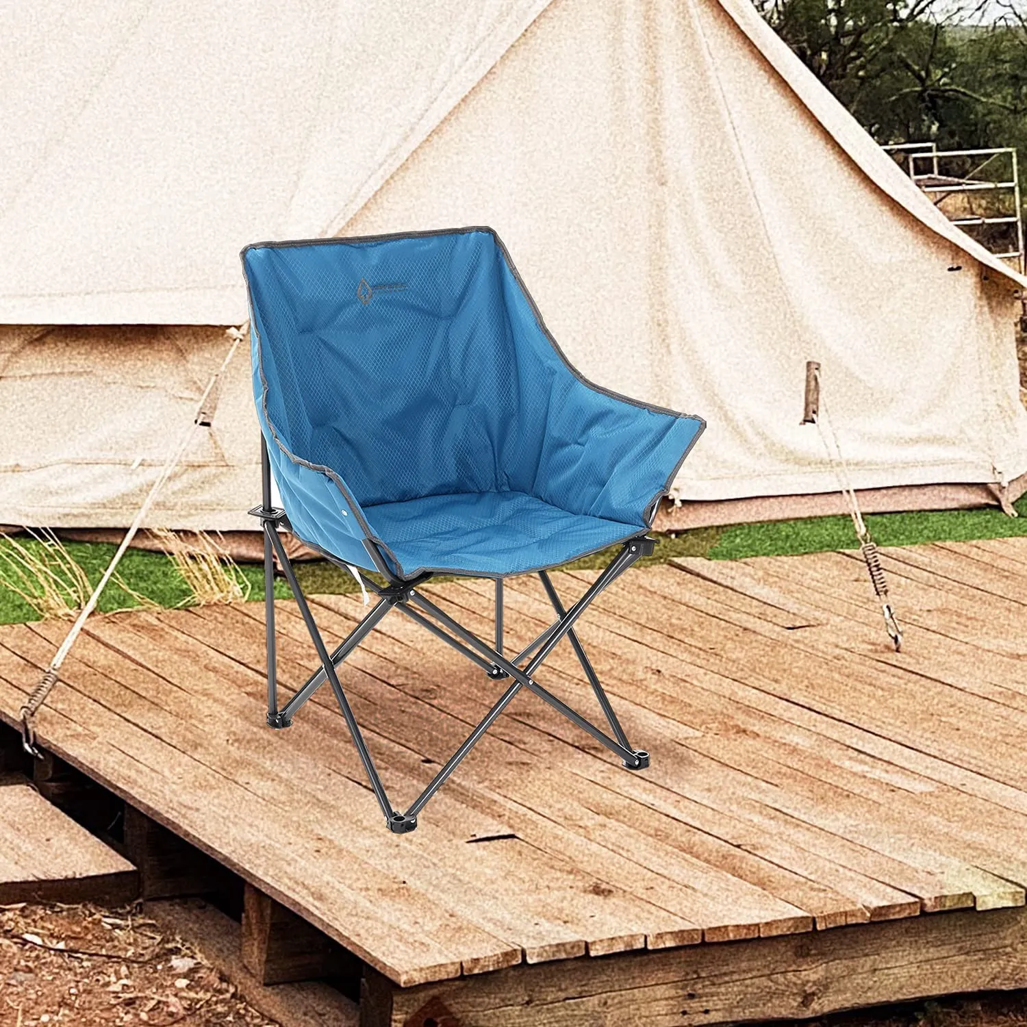 New Arrowhead Outdoor Oversized Heavy-Duty Club Folding Camping Chair in Blue! Retails $118 