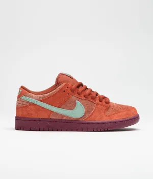 Nike SB Dunk Low Pro Premium Shoes - Mystic Red / Emerald Rise - Rugged Orange