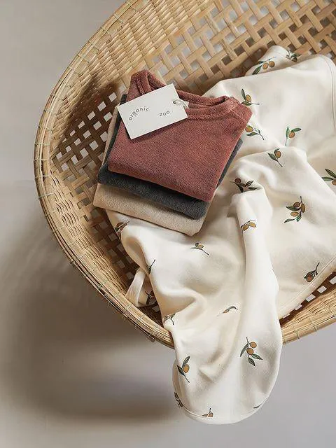 Olive Garden Reversible Blanket