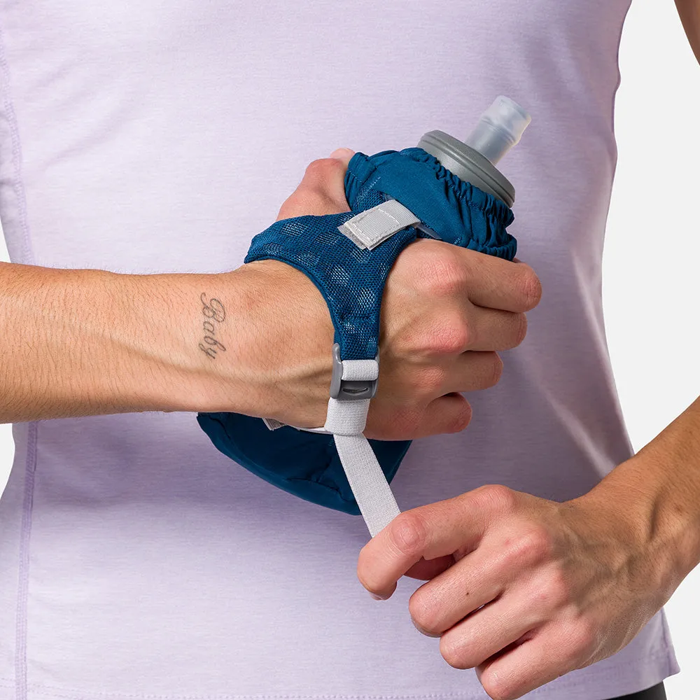 Pinnacle Soft Flask Handheld 18oz