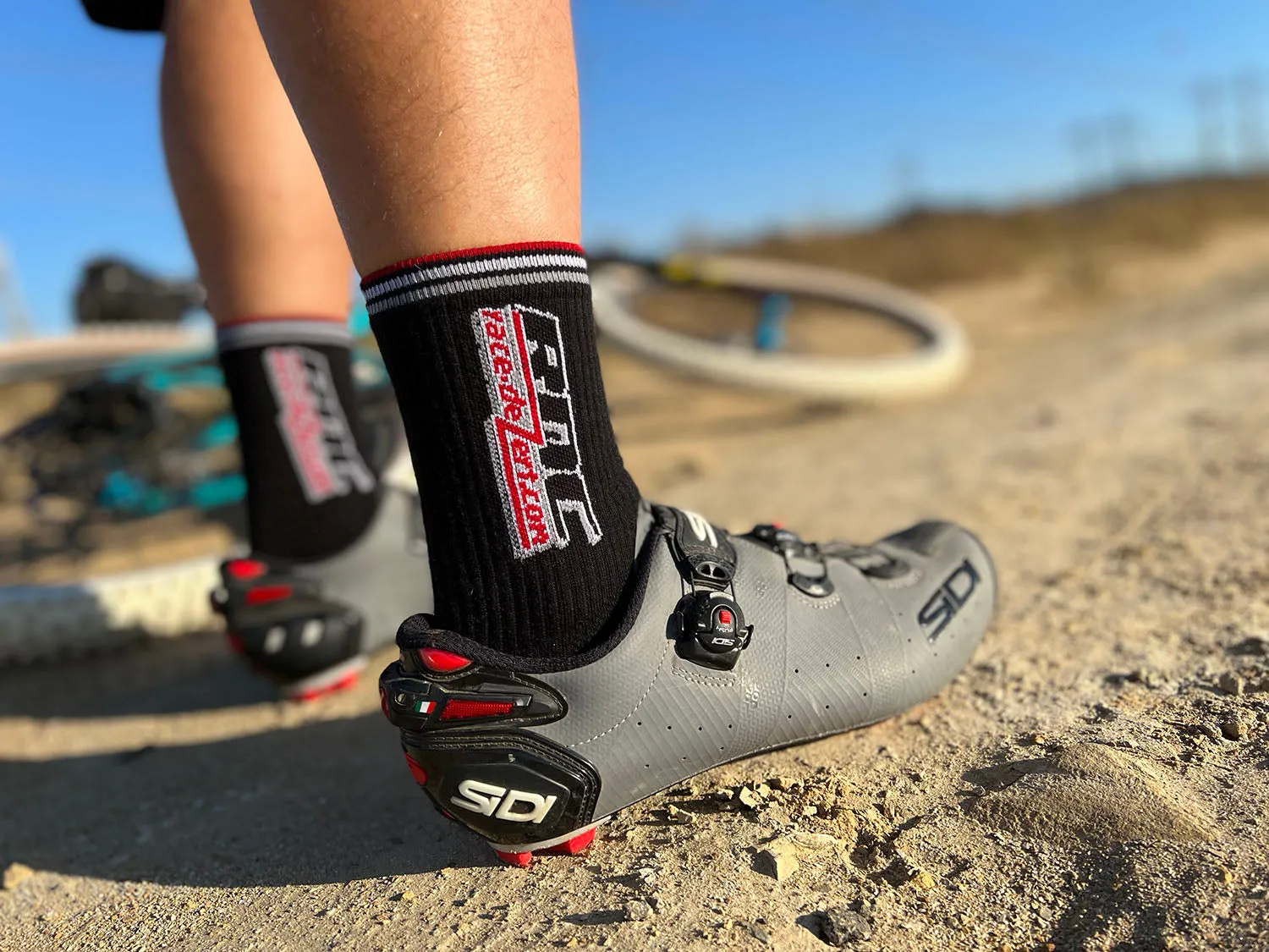 Race-Dezert Socks