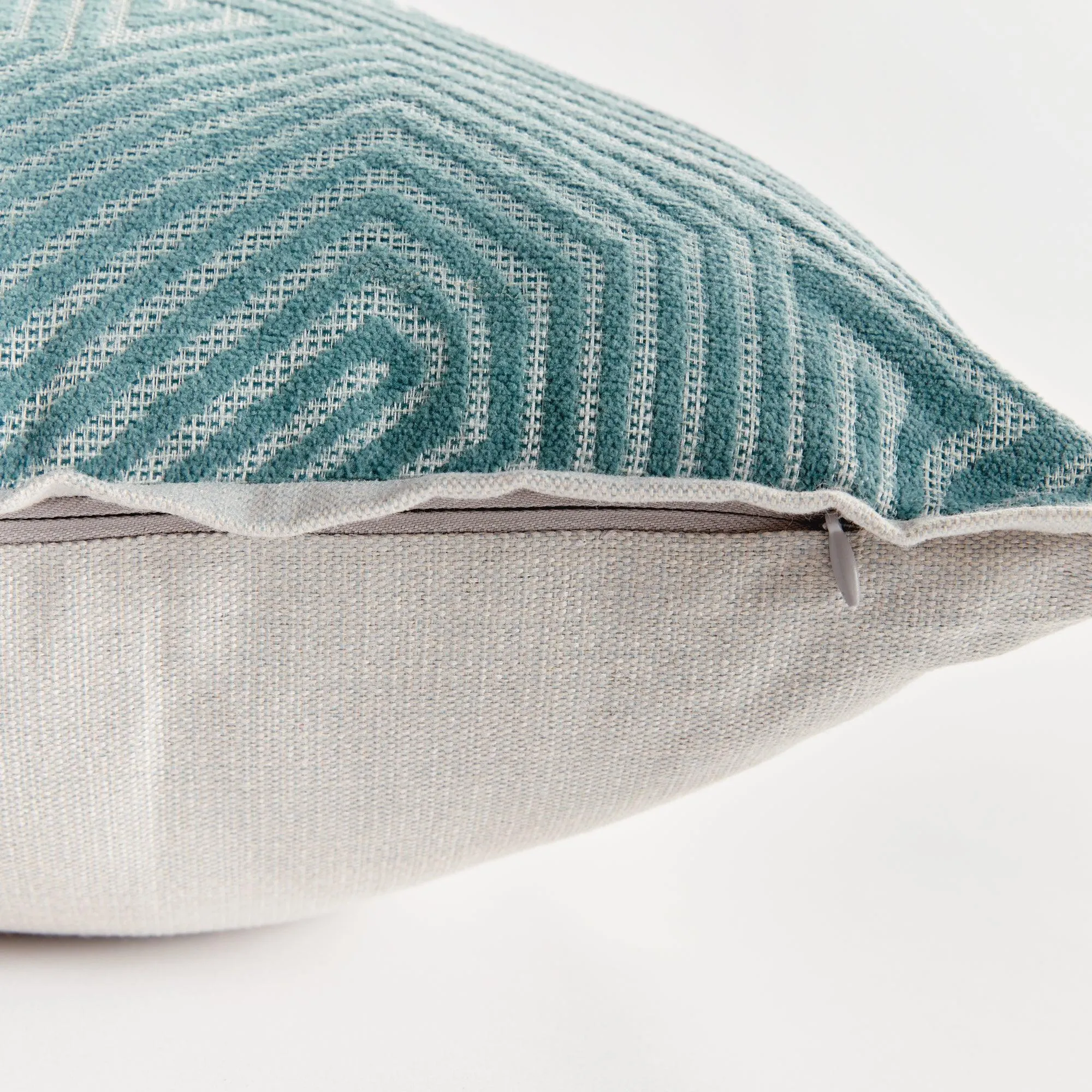 Sora Square Indoor Outdoor Pillow 20"