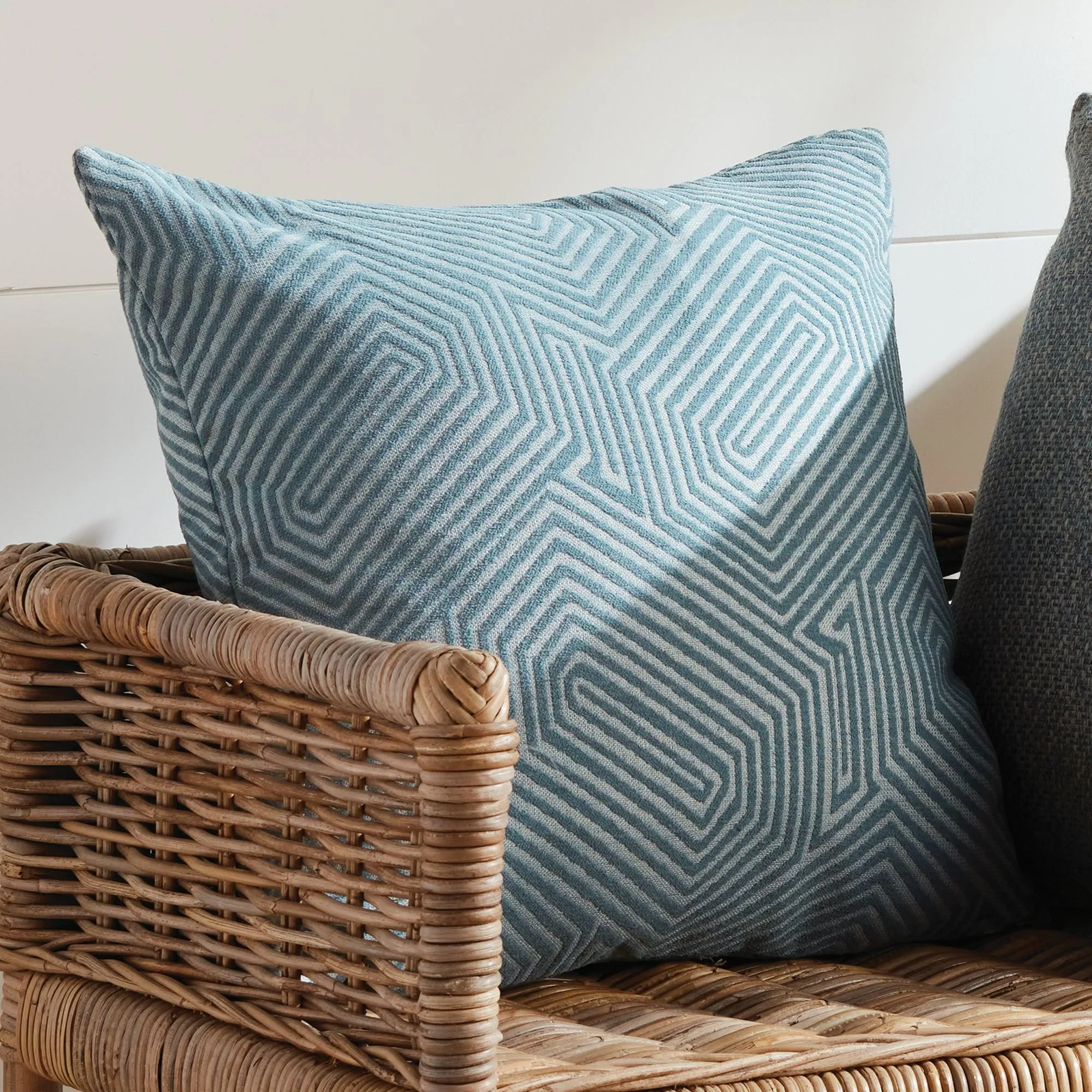 Sora Square Indoor Outdoor Pillow 20"