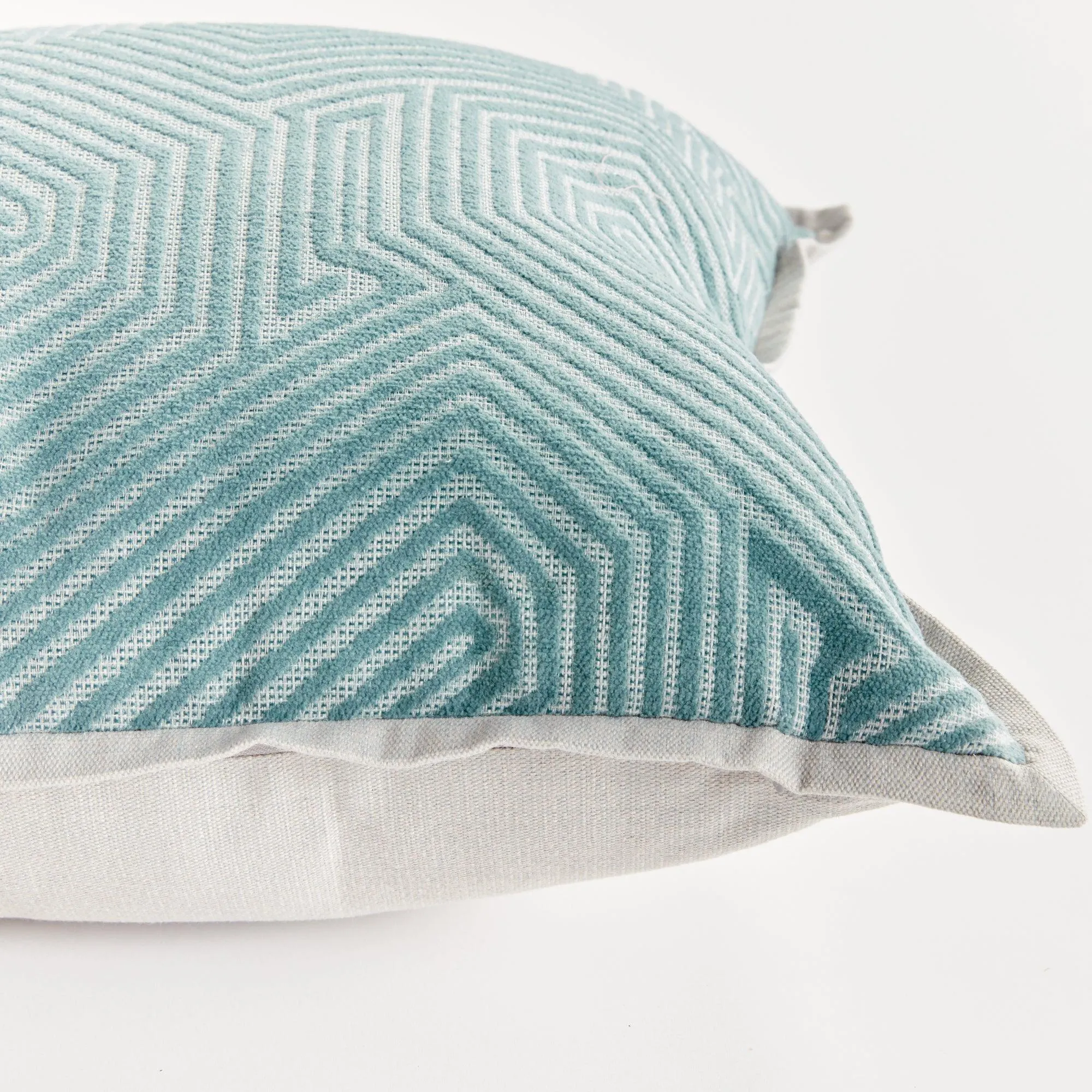 Sora Square Indoor Outdoor Pillow 20"