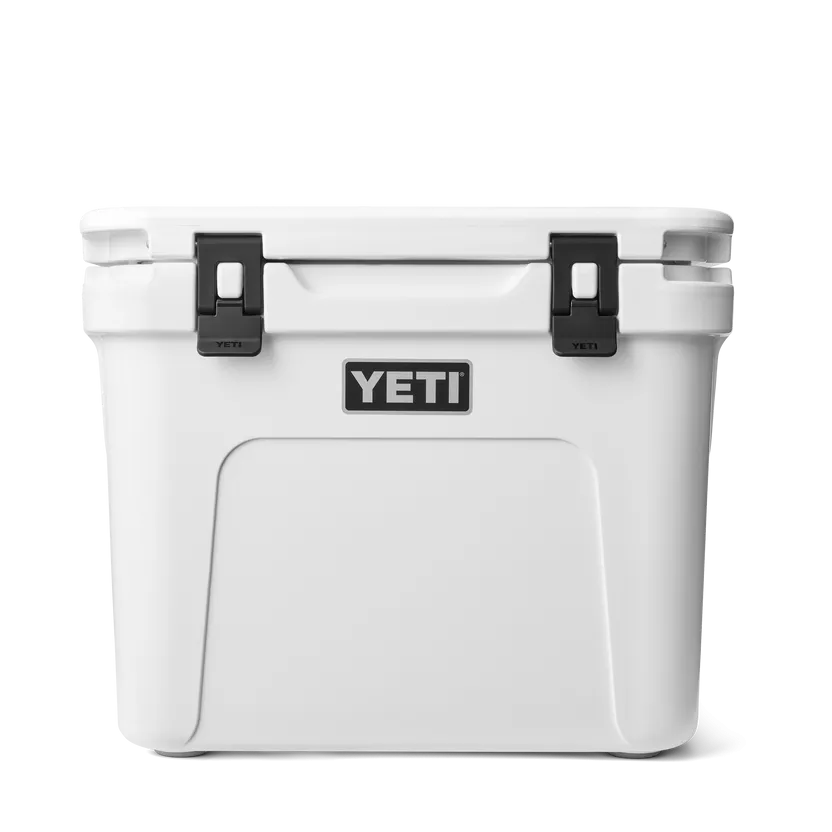 Yeti - Roadie 32 Wheeled Cooler - White
